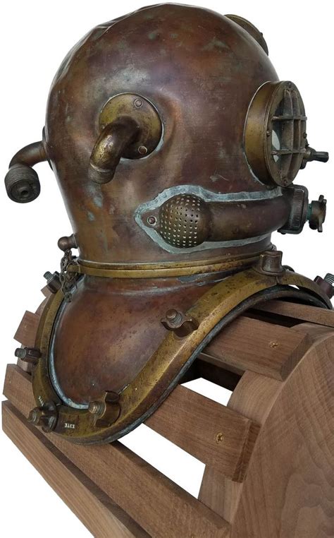 Schrader Ww Ii U S Navy Mk V Diving Helmet Land And Sea Collection