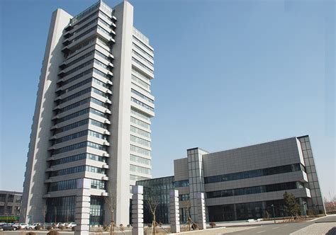 城建大厦 内蒙古巨华集团大华建筑安装有限公司