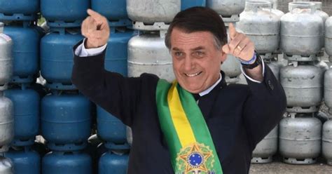 Valeu Bolsonaro Petrobras aumenta preço do gás de cozinha em 5