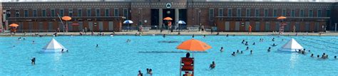 Sunset Park Outdoor Pools : NYC Parks