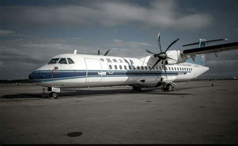 Chinese Passenger Delays Flight 4 Hours By Tossing Coins In Engine