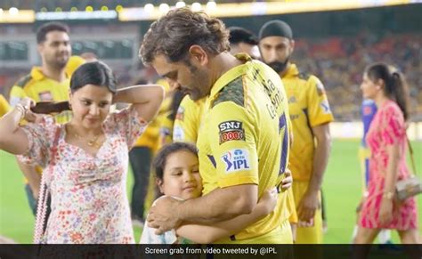 MS Dhoni, Ziva And More Emotional Post-Match Scenes Sum Up CSK's IPL ...