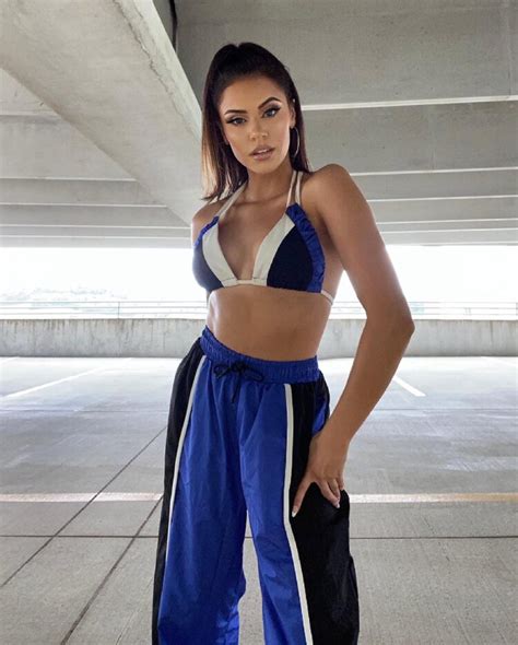 8 Hot Sexy Jasmine Sagginario Bikini Pics