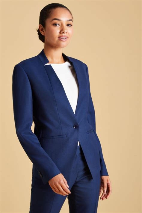 How To Mix And Match Womens Business Suits
