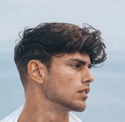 Pin On Hairstyle Men Medium Wavy Hair Men Cool Hairstyles For Men