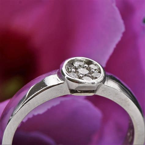 Proantic Modern White Gold Diamond Ring