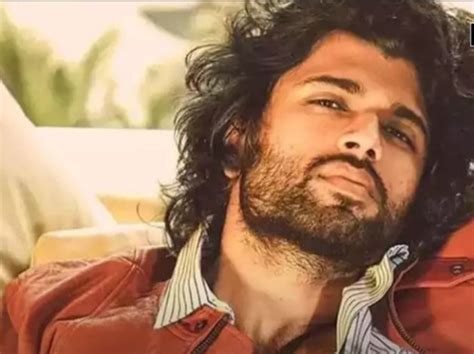 Here S How Vijay Devarakonda Hits Back At Trolls On Boycott Bollywood