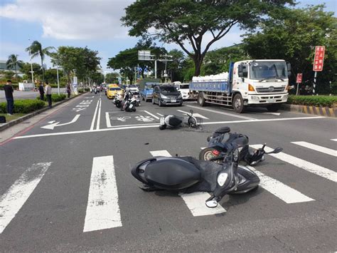 肇逃一時難逃一世 連撞3機車遭警連轟3槍苓雅警速逮3嫌 地方 Nownews今日新聞