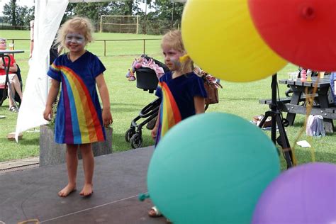 Familie En Vriendendag Het Dorp Moerstraten