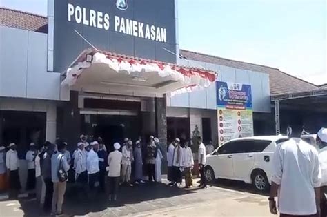 Datangi Polres Pamekasan Ulama Madura Laporkan Bupati Ke Polisi