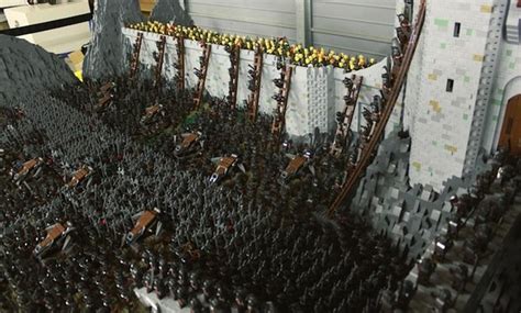 #EPIC LEGO: LOTR Battle at Helm's Deep - ChurchMag