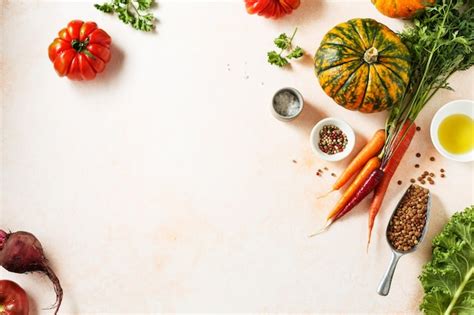 Verduras frescas ecológicas de temporada Foto Premium