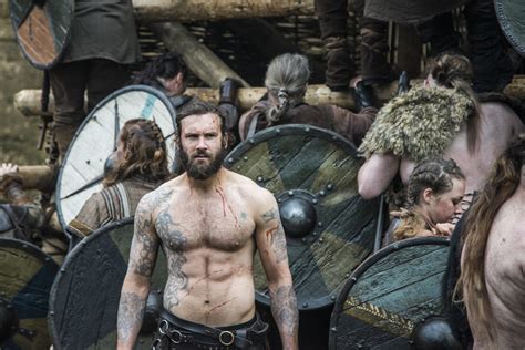 Vikings The Best Shirtless TV Moments From 2015 POPSUGAR Entertainment