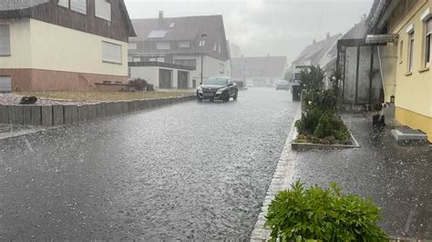 Nonstopnews Unwetterzelle Mit Starkregen Und Hagel Zieht Ber Teile