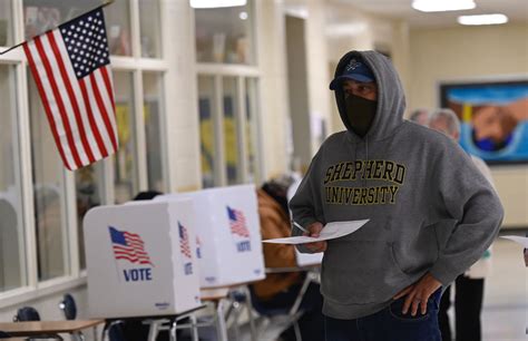 Abren centros de votación en Nueva York y otros estados de EEUU La