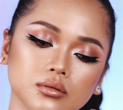 BareMinerals Gen Nude Metallic Liquid Eyeshadow Review Smartest Reviews