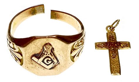 Lot 2pc 10K Yellow Gold Masonic Ring Cross