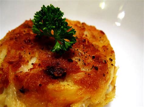 Southern Style Crab Cakes Recipe Just A Pinch Recipes