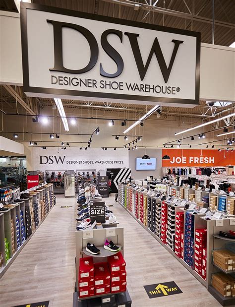 Dsw Shop In Shops Step Into 6 Hy Vee Supermarkets Retail Touchpoints