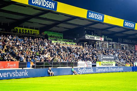 Fem Grunde Til At Komme P Sydbank Park S Nderjyske Fodbold