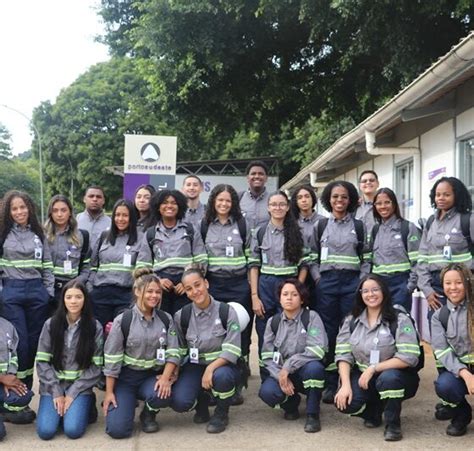 Nova Turma De Jovens Aprendizes Ingressa Nas Opera Es Do Porto Sudeste