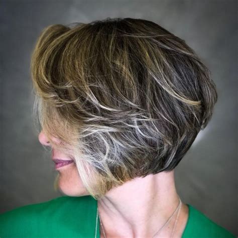 26 Feathered Bob Haircuts To Rock In 2023 The Right Hairstyles