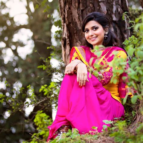 Nimrat Khaira Latest Images And Pictures Englandiya