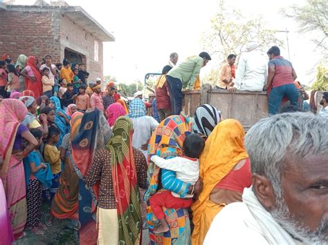 Crocodile Attacks A Youth In Chambal River चंबल नदी में युवक पर मगरमच्छ ने किया हमला खून से