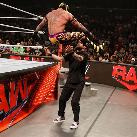 Finn B Lor Vs Rey Mysterio Monday Night Raw May Wwe