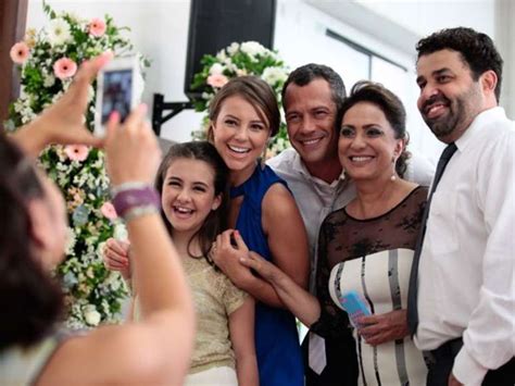 Amor Vida Elenco Grava Cenas Do Casamento De Gina E Elias