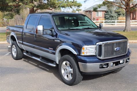 2007 Ford F-350 Super Duty Lariat | Victory Motors of Colorado