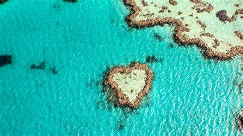 Heart Shaped Natural Wonders Around The World You Can Actually Visit