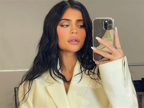 Kylie Jenners 21 Best Nail Looks Prove Shes The Ultimate Manicure Muse