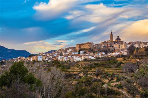 DESCUBRE LA MARAVILLOSA RUTA DEL AGUA DE CHELVA Caminantes De Aguere