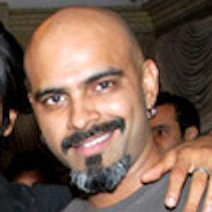 Raghu Ram - Age, Family, Bio | Famous Birthdays