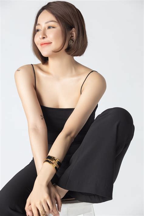 Sau scandal lộ clip nhạy cảm hot girl Trâm Anh lần đầu tung ra bộ ảnh