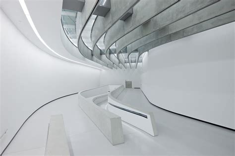 Galería de Museo MAXXI / Zaha Hadid Architects - 9