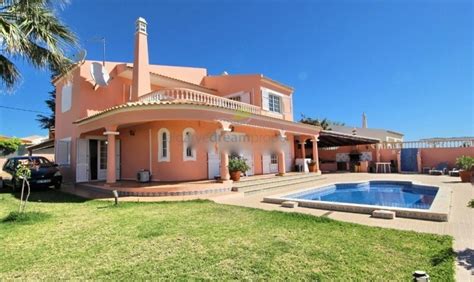 4 Bedroom Villa With Swimming Pool For Sale In In Albufeira, Algarve ...