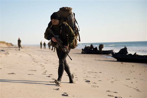 Dvids Images Recon Has Landed Marines Prepare The Way For Seaborne