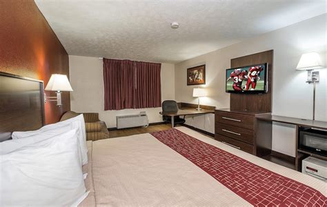 Red Roof Inn & Suites Hermitage Hermitage, Pennsylvania, US ...