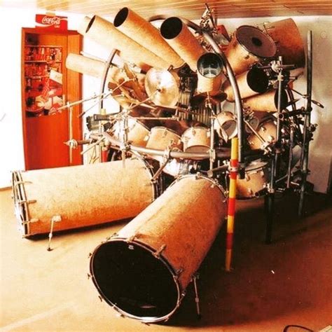 Crazy Drum Kits — drummers-corner-group: I posted this a while... | Drum kits, Drums, Drummer