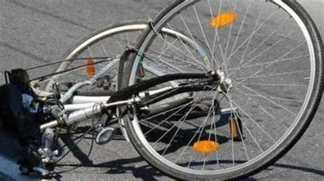 Cade Dalla Bici Batte La Testa E Muore Frosinone Web