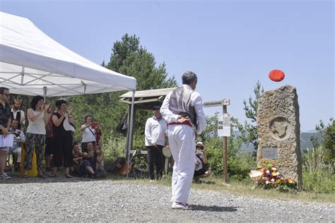 Homenaje A Los Esclavos Del Franquismo En El Alto De Igari Con