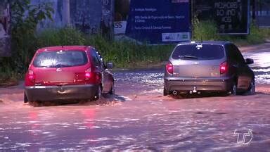 Jornal Tapaj S Edi O Chuva Deixa Ruas Alagadas E Lamaceiro