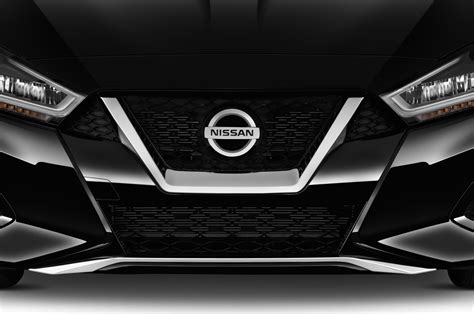 2021 Maxima Nissan Photos and Videos - MotorTrend