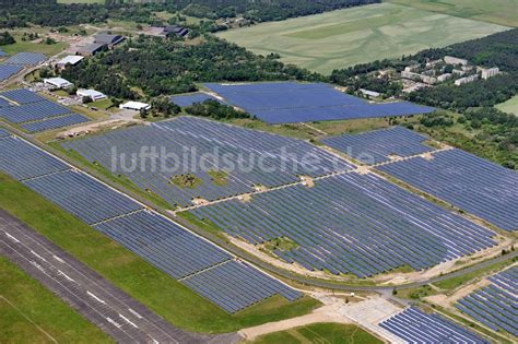 Falkenberg Elster von oben Solarpark Lönnewitz auf dem Flugplatz