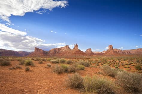 "Valley Of The Gods" Images – Browse 2,001 Stock Photos, Vectors, and ...