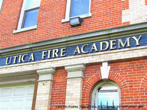 Signs Of Utica New York Lodging Public Street Miscellaneous Signs