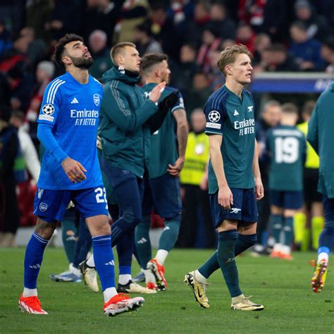 The Week That English Soccer Crashed Back To Earth Wsj