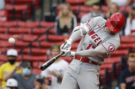 大谷翔平12号逆転2ラン「すごい大きいと思いますね」土壇場で1発 Mlb写真ニュース 日刊スポーツ